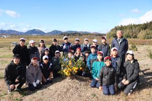 福田小学校児童　集合写真